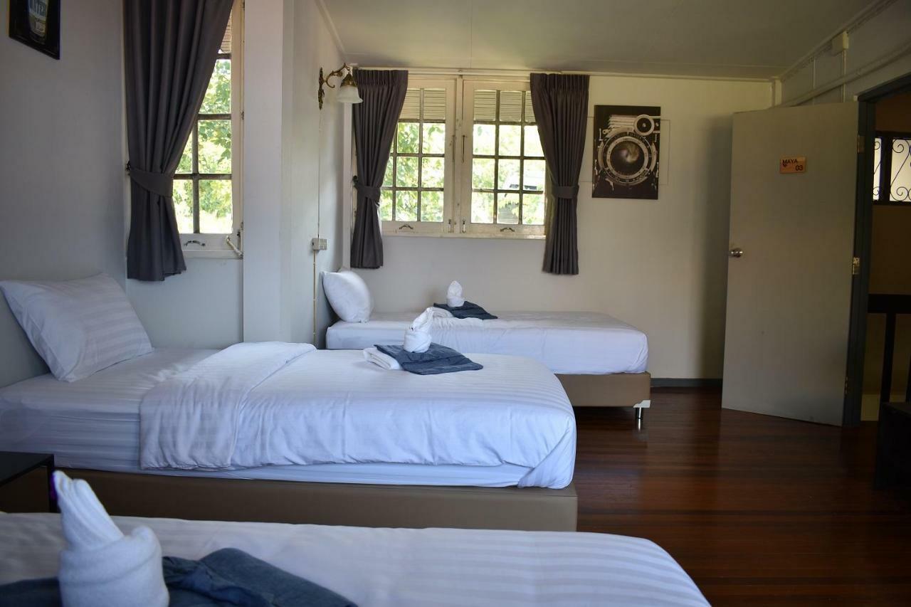 Maya Bed And Food Hostel Чиангмай Екстериор снимка